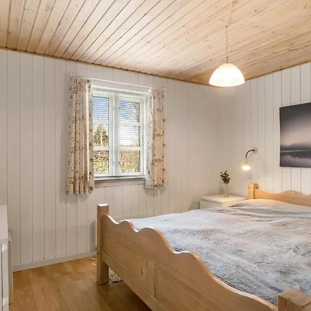 3 Bedroom Nice In Grenå