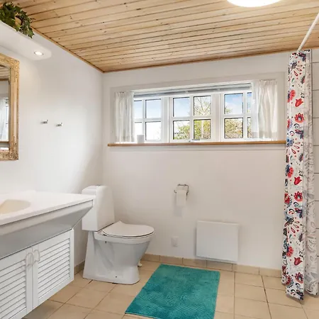 Prázdninový dům 3 Bedroom Nice In Grenå